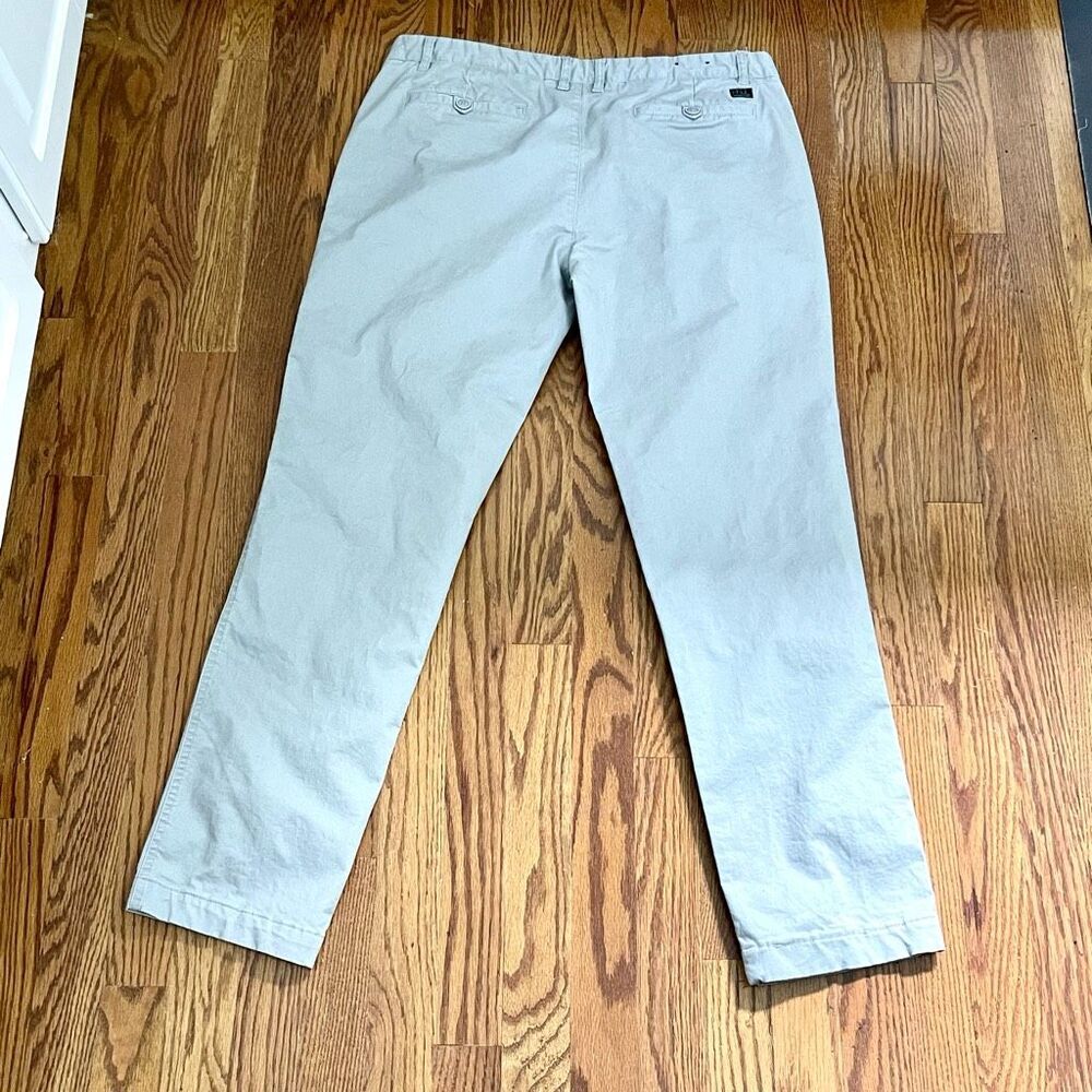 Paul by Paul Smith Gray Chino Pants. Size 36. - Picture 3 of 8
